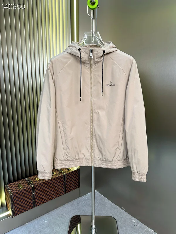 Moncler sz48-56 26yr39  (2)